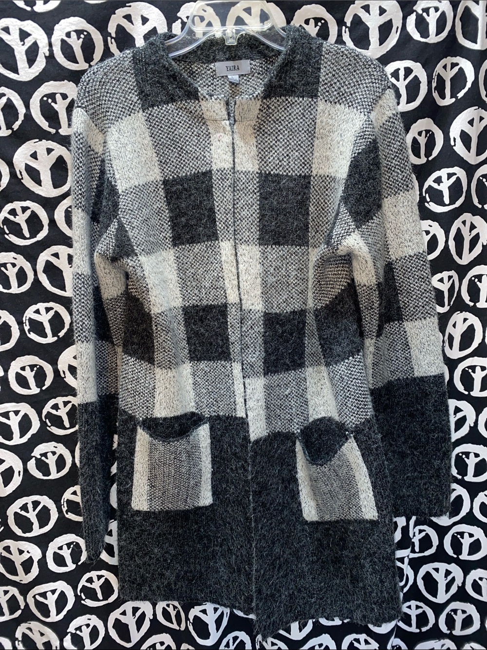 YAIRA GREY/WHITE BLOCK CARDIGAN SZ L